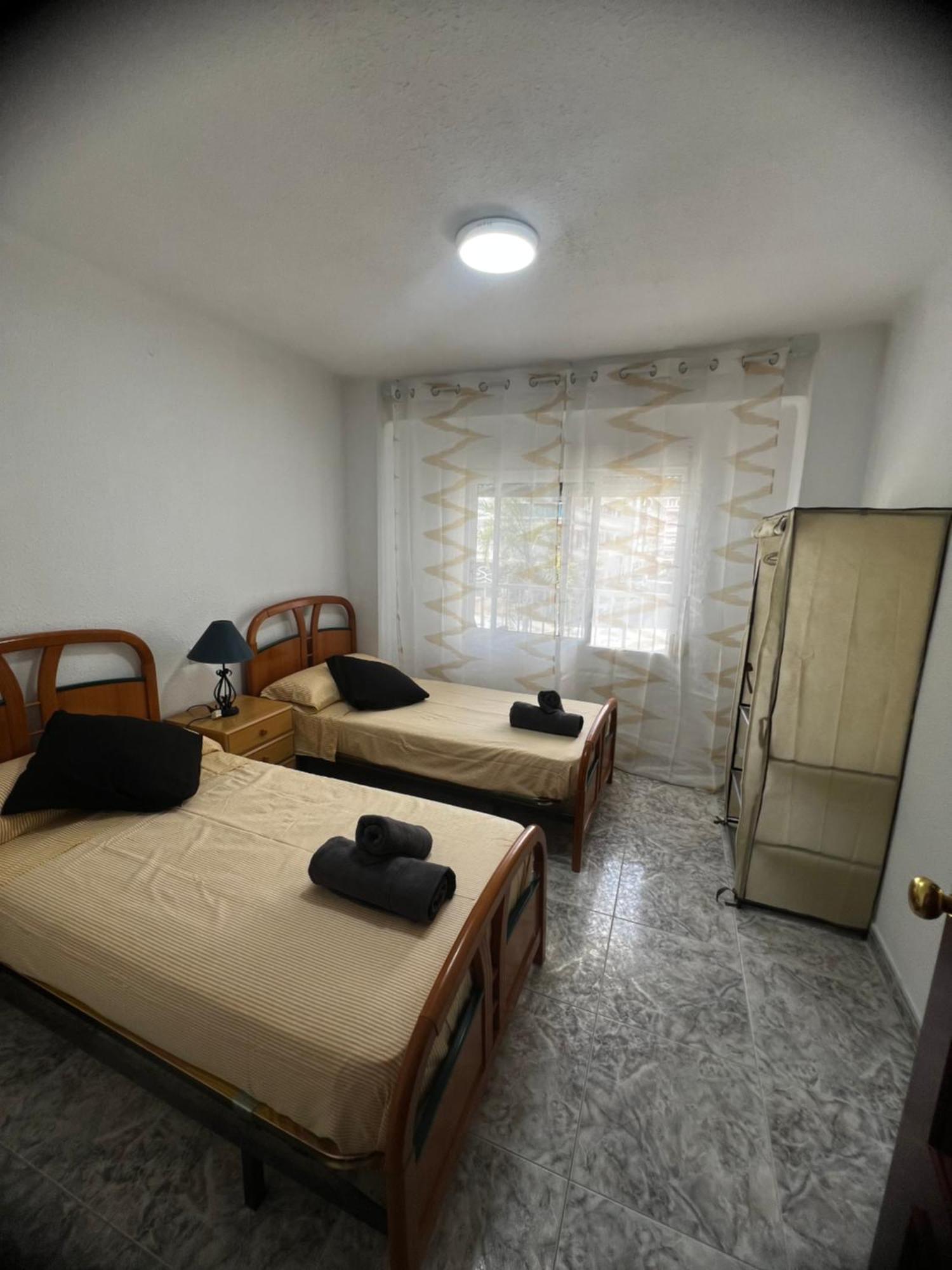 Apartamento 3 Habitaciones En Torre Del Mar A 50 Metros De La Playa Esterno foto