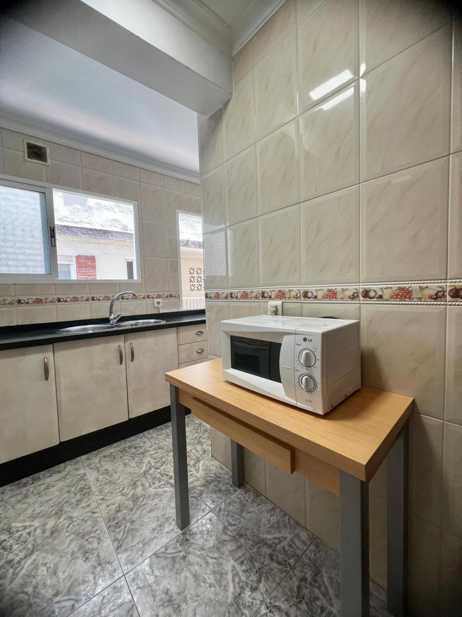 Apartamento 3 Habitaciones En Torre Del Mar A 50 Metros De La Playa Esterno foto