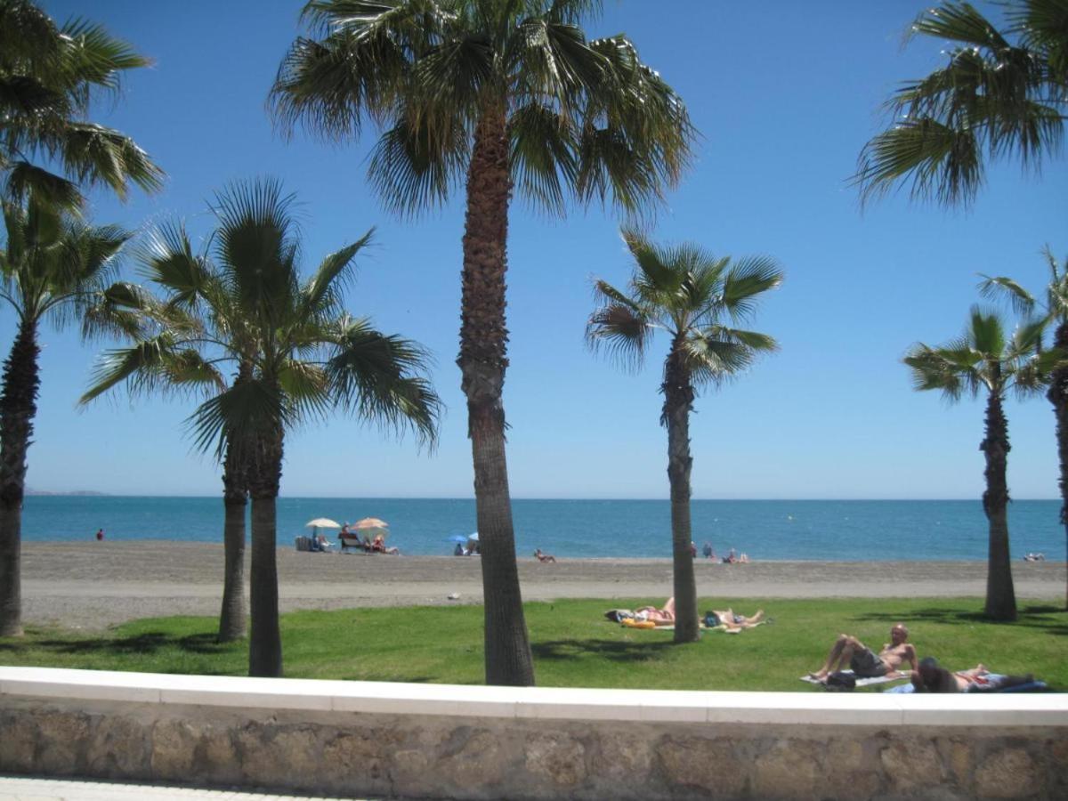 Apartamento 3 Habitaciones En Torre Del Mar A 50 Metros De La Playa Esterno foto